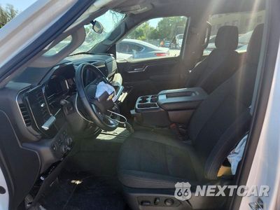 Zdjęcie 7 z 13 samochodu: 2023 CHEVROLET SILVERADO K1500 LT VIN:1GCUDDE83PZ287125 - miniatura