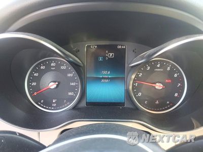 Zdjęcie 9 z 12 samochodu: 2019 MERCEDES-BENZ C 300 4MATIC VIN:55SWF8EB3KU288097 - miniatura