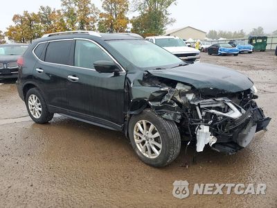 Czwarte zdjęcie samochodu z boku: 2018 NISSAN ROGUE SV VIN:5N1AT2MV9JC831778 - miniatura