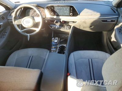 Zdjęcie 8 z 12 samochodu: 2020 HYUNDAI SONATA SEL VIN:5NPEF4JA2LH005324 - miniatura