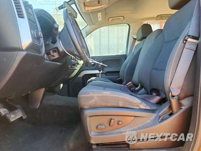 Zdjęcie 7 z 12 samochodu: 2017 CHEVROLET SILVERADO C1500 LT VIN:3GCPCREC6HG435223 - miniatura