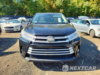 Piąte zdjęcie samochodu w środku: 2017 TOYOTA HIGHLANDER XLE VIN:5TDJZRFH9HS445325 - miniatura