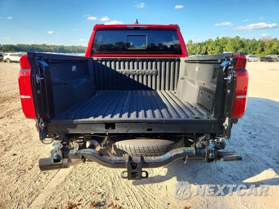 Zdjęcie 6 z 13 samochodu: 2024 TOYOTA TACOMA TRD SPORT VIN:3TYKB5FNXRT009838 - miniatura