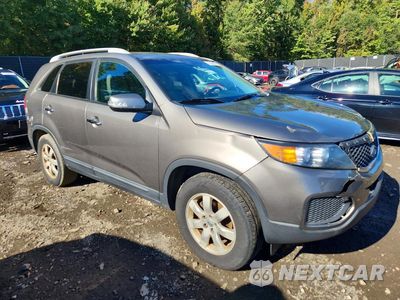 Czwarte zdjęcie samochodu z boku: 2013 KIA SORENTO LX VIN:5XYKT4A22DG323165 - miniatura