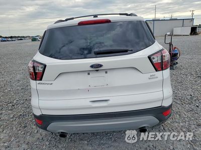 Zdjęcie 6 z 14 samochodu: 2018 FORD ESCAPE SE VIN:1FMCU0GD7JUA65590 - miniatura