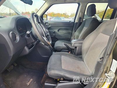 Zdjęcie 7 z 13 samochodu: 2016 JEEP PATRIOT SPORT VIN:1C4NJRBB7GD614732 - miniatura