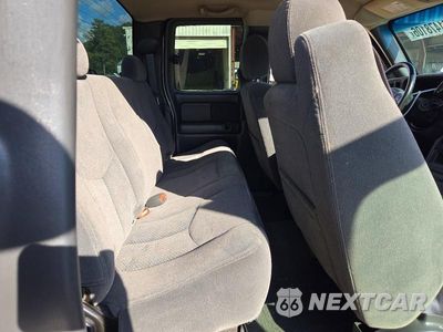 Zdjęcie 10 z 12 samochodu: 2005 CHEVROLET SILVERADO C1500 VIN:1GCEC19T25Z160383 - miniatura