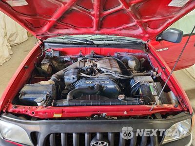 Zdjęcie 11 z 12 samochodu: 2004 TOYOTA TACOMA V6 VIN:5TEWN72N74Z382952 - miniatura