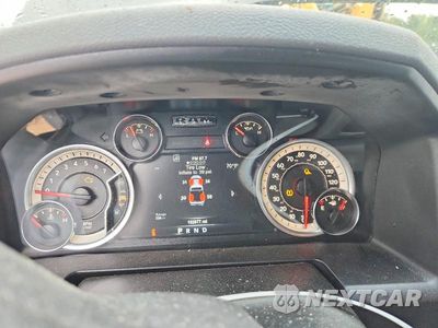 Zdjęcie 9 z 12 samochodu: 2018 RAM 1500 SLT VIN:1C6RR7LT3JS148135 - miniatura