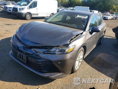 2020 TOYOTA CAMRY LE 4T1C11BK8LU003462 - główne zdjęcie licytacji z USA - miniatura