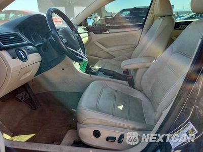 Zdjęcie 7 z 12 samochodu: 2014 VOLKSWAGEN PASSAT SE VIN:1VWBT7A31EC108826 - miniatura