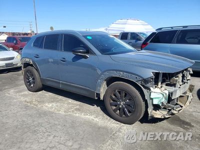 Czwarte zdjęcie samochodu z boku: 2024 MAZDA CX-50 PREMIUM VIN:7MMVABDM0RN183878 - miniatura
