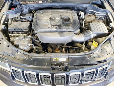 Zdjęcie 12 z 13 samochodu: 2018 JEEP GRAND CHEROKEE LAREDO VIN:1C4RJFAGXJC506454 - miniatura