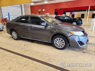 Czwarte zdjęcie samochodu z boku: 2012 TOYOTA CAMRY LE VIN:4T1BF1FKXCU202634 - miniatura