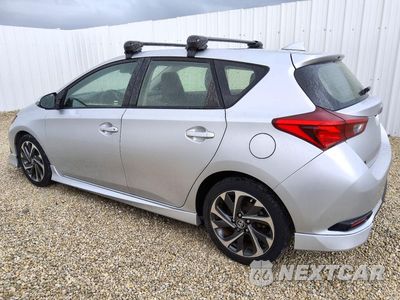 Drugie zdjęcie samochodu z przodu: 2017 TOYOTA COROLLA IM BASE VIN:JTNKARJE5HJ526291 - miniatura