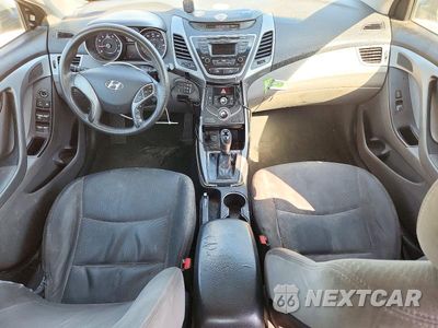 Zdjęcie 8 z 12 samochodu: 2014 HYUNDAI ELANTRA SE VIN:5NPDH4AE2EH517290 - miniatura