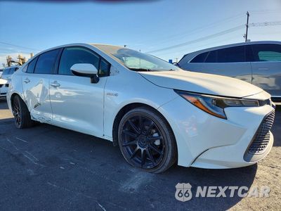 Czwarte zdjęcie samochodu z boku: 2020 TOYOTA COROLLA LE VIN:JTDEBRBE2LJ001193 - miniatura