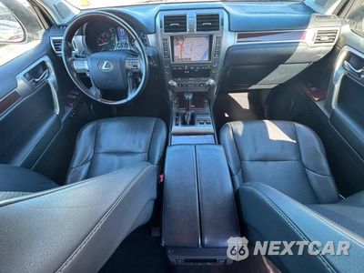 Zdjęcie 9 z 11 samochodu: 2019 LEXUS GX 460 VIN:JTJBM7FXXK5233073 - miniatura