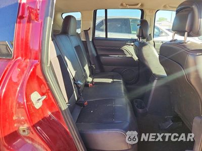 Zdjęcie 10 z 12 samochodu: 2014 JEEP COMPASS LATITUDE VIN:1C4NJDEB2ED847042 - miniatura