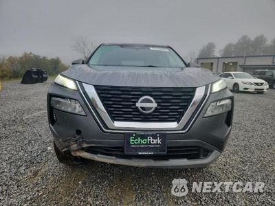 Piąte zdjęcie samochodu w środku: 2023 NISSAN ROGUE SV VIN:5N1BT3BB2PC814154 - miniatura
