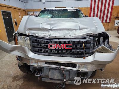 Piąte zdjęcie samochodu w środku: 2011 GMC SIERRA K2500 SLE VIN:1GT120CGXBF248053 - miniatura