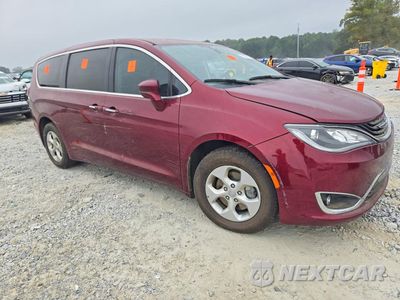 Czwarte zdjęcie samochodu z boku: 2018 CHRYSLER PACIFICA HYBRID TOURING PLUS VIN:2C4RC1H71JR236606 - miniatura