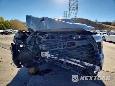 Piąte zdjęcie samochodu w środku: 2022 TOYOTA TUNDRA SR5 VIN:5TFLA5DA5NX041782 - miniatura