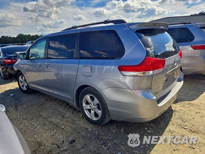 Drugie zdjęcie samochodu z przodu: 2012 TOYOTA SIENNA LE VIN:5TDKK3DC3CS196770 - miniatura