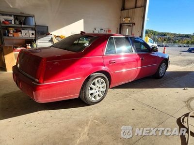 Trzecie zdjęcie samochodu z tyłu: 2011 CADILLAC DTS PREMIUM COLLECTION VIN:1G6KH5E63BU103701 - miniatura
