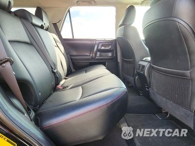 Zdjęcie 11 z 13 samochodu: 2018 TOYOTA 4RUNNER TRD OFF-ROAD PREMIUM VIN:JTEBU5JR5J5516135 - miniatura