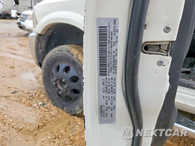 Zdjęcie 13 z 13 samochodu: 2017 RAM 3500 LARAMIE VIN:3C63RRML6HG619535 - miniatura