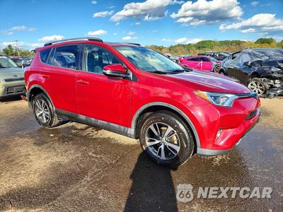 Czwarte zdjęcie samochodu z boku: 2018 TOYOTA RAV4 XLE VIN:JTMRFREV1JD256835 - miniatura