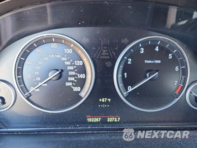 Zdjęcie 9 z 13 samochodu: 2012 BMW 528 XI VIN:WBAXH5C56CDW08207 - miniatura