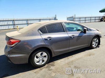 Trzecie zdjęcie samochodu z tyłu: 2015 HONDA CIVIC LX VIN:19XFB2F58FE238181 - miniatura