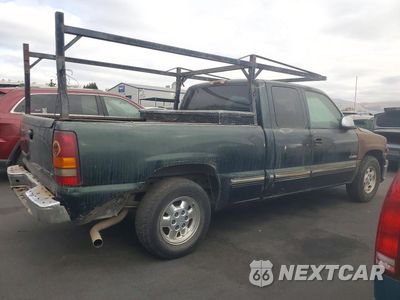 Trzecie zdjęcie samochodu z tyłu: 2002 CHEVROLET SILVERADO C1500 VIN:2GCEC19V521223630 - miniatura