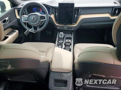 Zdjęcie 8 z 14 samochodu: 2026 VOLVO XC60 VIN:YV4H60RC6T1393075 - miniatura
