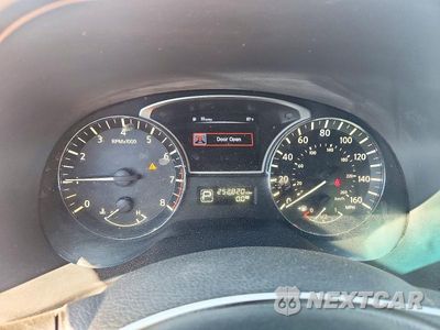 Zdjęcie 9 z 13 samochodu: 2014 NISSAN PATHFINDER S VIN:5N1AR2MN9EC712715 - miniatura