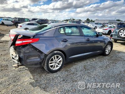 Trzecie zdjęcie samochodu z tyłu: 2011 KIA OPTIMA LX VIN:KNAGM4A72B5124666 - miniatura