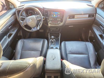 Zdjęcie 8 z 13 samochodu: 2019 MITSUBISHI OUTLANDER SE VIN:JA4AD3A3XKZ035477 - miniatura