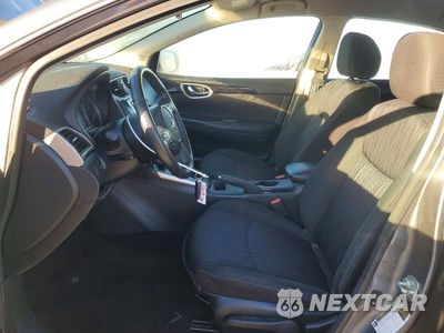 Zdjęcie 7 z 12 samochodu: 2019 NISSAN SENTRA SV VIN:3N1AB7AP2KY303439 - miniatura