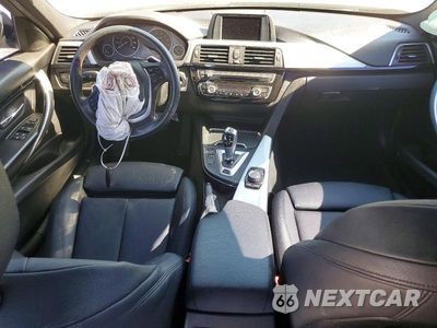 Zdjęcie 8 z 12 samochodu: 2017 BMW 330E VIN:WBA8E1C38HA029202 - miniatura