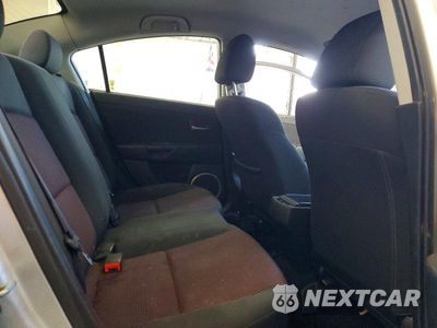 Zdjęcie 10 z 13 samochodu: 2005 MAZDA 3 S VIN:JM1BK323551261301 - miniatura