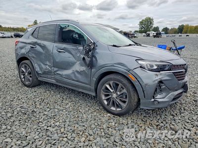 Czwarte zdjęcie samochodu z boku: 2020 BUICK ENCORE GX ESSENCE VIN:KL4MMFS22LB125964 - miniatura