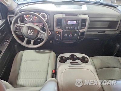 Zdjęcie 8 z 13 samochodu: 2018 RAM 1500 ST VIN:1C6RR7FT0JS214636 - miniatura