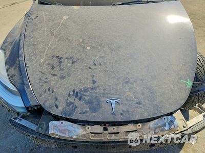 Zdjęcie 12 z 13 samochodu: 2022 TESLA MODEL Y VIN:7SAYGAEE4NF381906 - miniatura