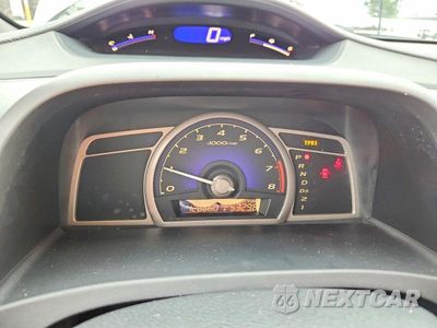 Zdjęcie 9 z 12 samochodu: 2008 HONDA CIVIC LX VIN:2HGFA16598H515863 - miniatura