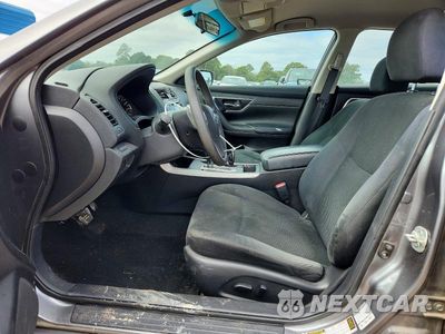 Zdjęcie 7 z 13 samochodu: 2015 NISSAN ALTIMA 2.5 S VIN:1N4AL3AP3FC473686 - miniatura