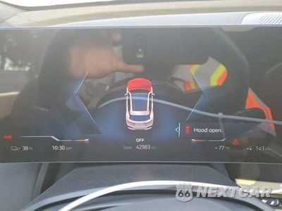 Zdjęcie 9 z 13 samochodu: 2023 BMW IX XDRIVE50 VIN:WB523CF05PCM33942 - miniatura