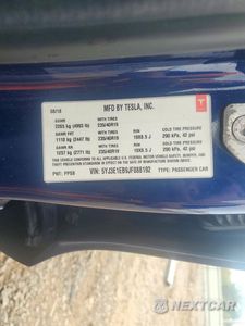 Zdjęcie 12 z 12 samochodu: 2018 TESLA MODEL 3 VIN:5YJ3E1EB9JF088192 - miniatura