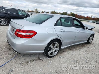 Trzecie zdjęcie samochodu z tyłu: 2011 MERCEDES-BENZ E 350 4MATIC VIN:WDDHF8HB8BA486825 - miniatura